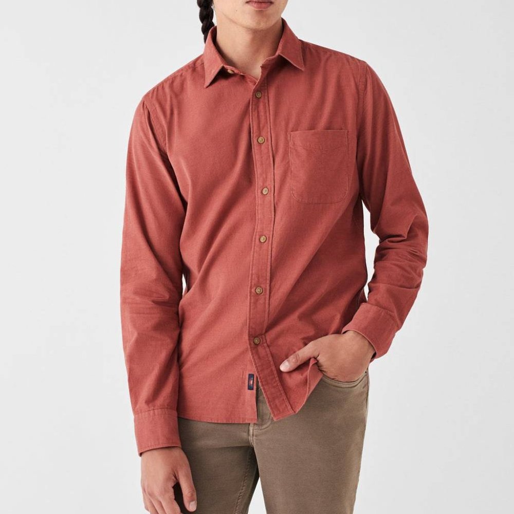 Faherty Stretch Corduroy Shirt in Bun-Burnt Russet